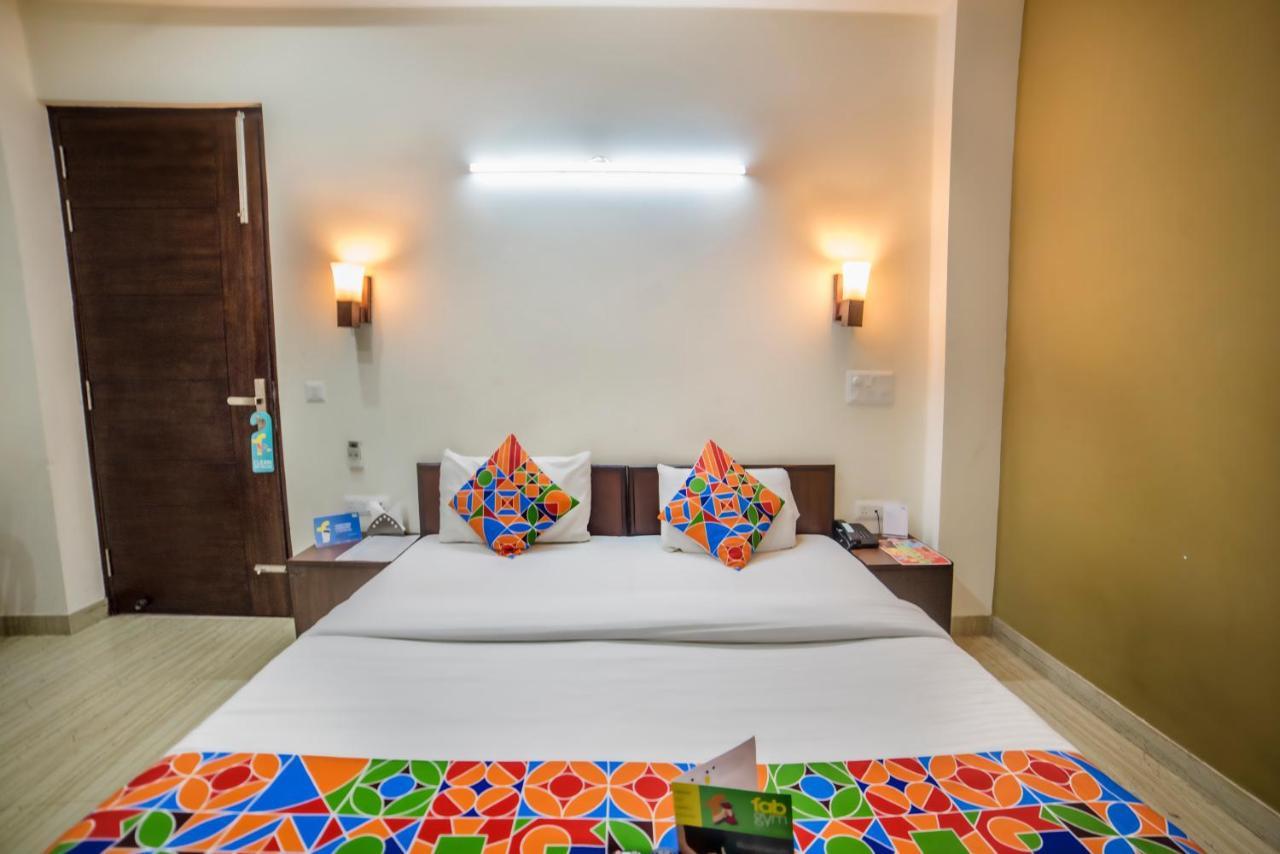 Fabhotel Mannat Residency Sec 52 Gurgaon Eksteriør billede
