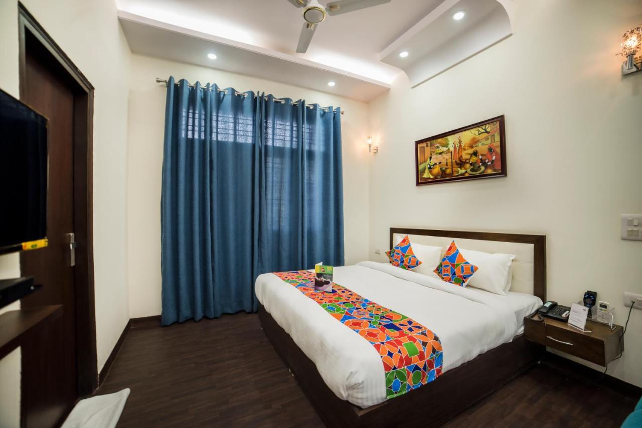 Fabhotel Mannat Residency Sec 52 Gurgaon Eksteriør billede