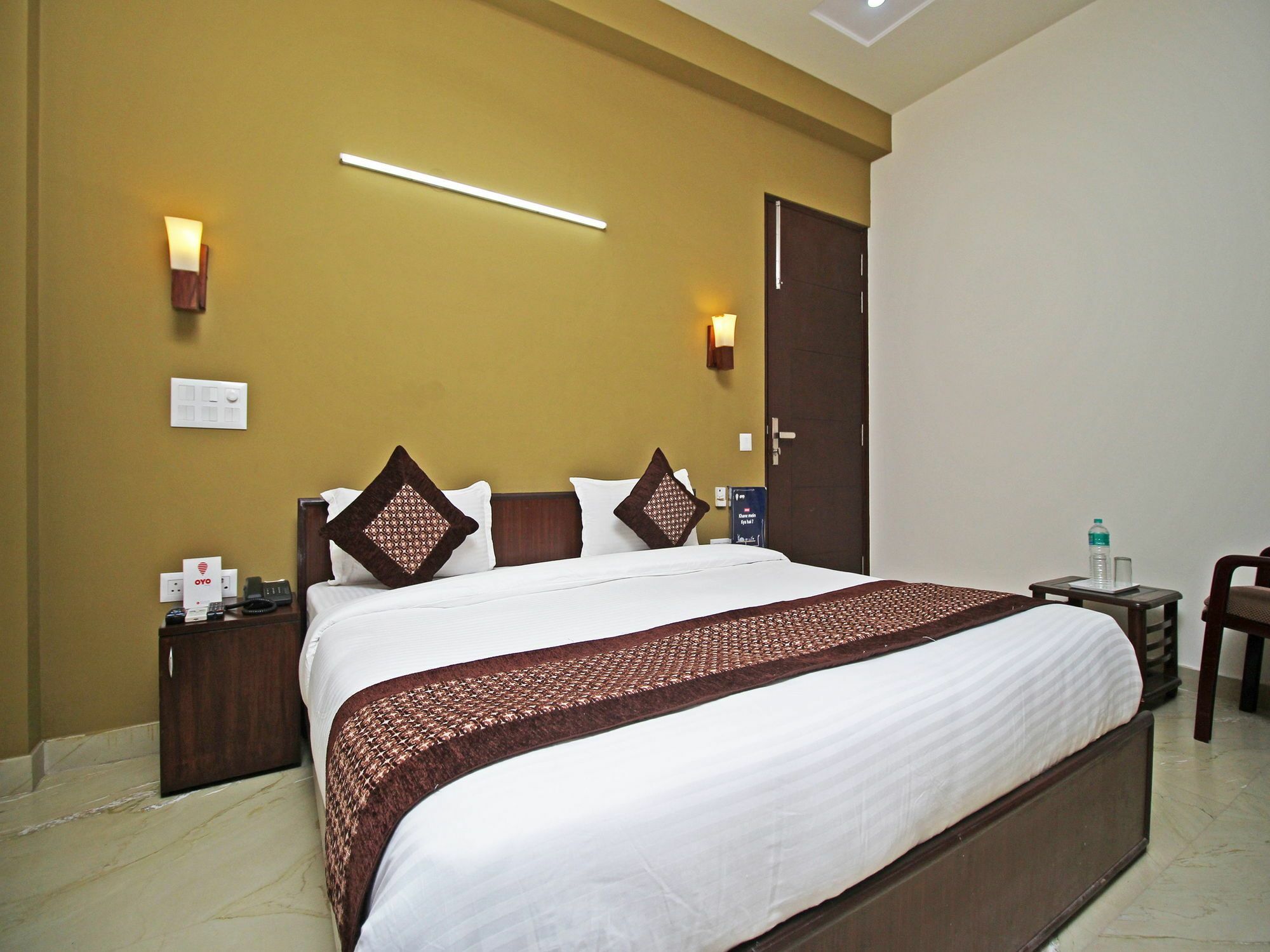 Fabhotel Mannat Residency Sec 52 Gurgaon Eksteriør billede