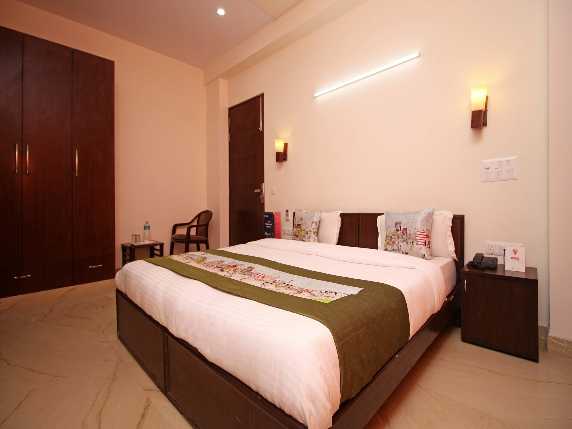 Fabhotel Mannat Residency Sec 52 Gurgaon Eksteriør billede